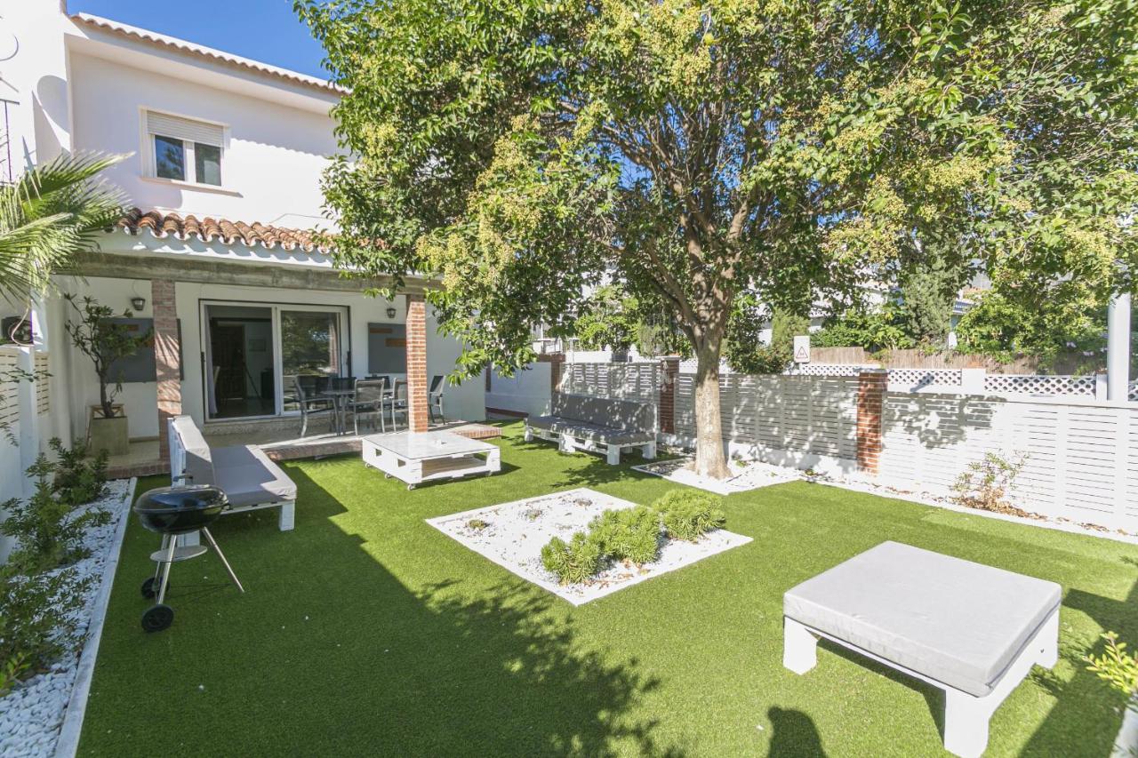 Canovas Nerja - Casa Parador Con Jardin Privado En Centro Nerja Dış mekan fotoğraf