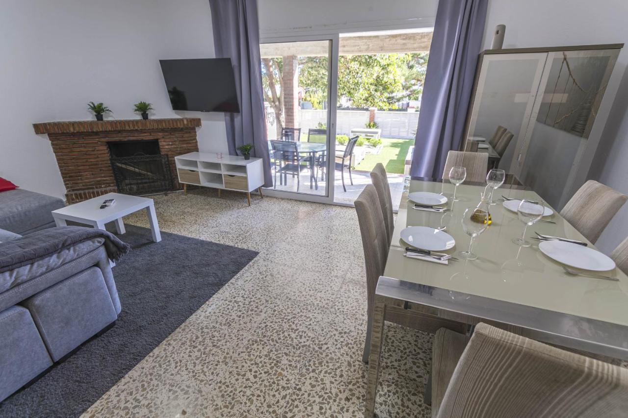 Canovas Nerja - Casa Parador Con Jardin Privado En Centro Nerja Dış mekan fotoğraf